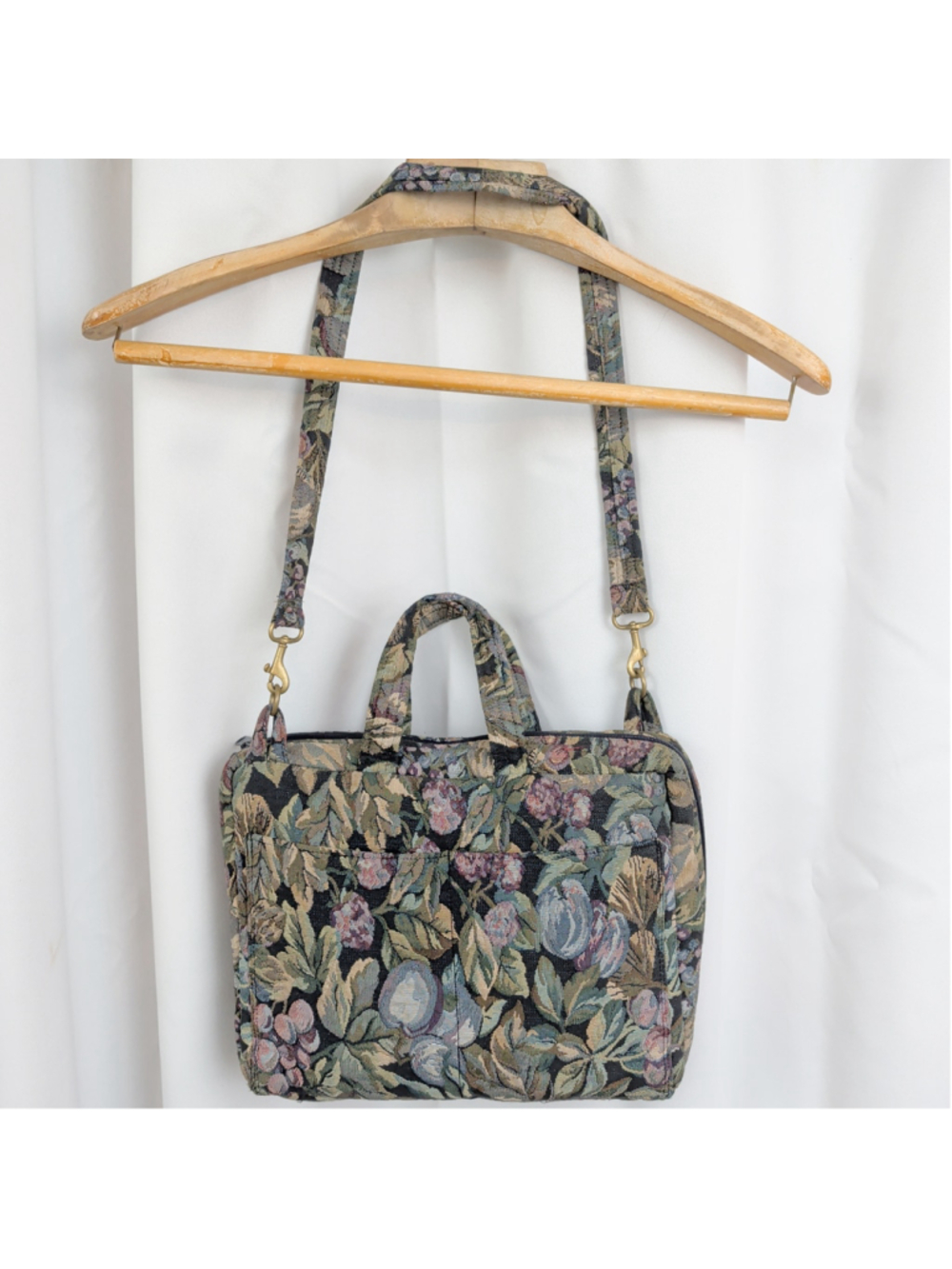 Vintage USA Made Tapestry Shoulder Bag